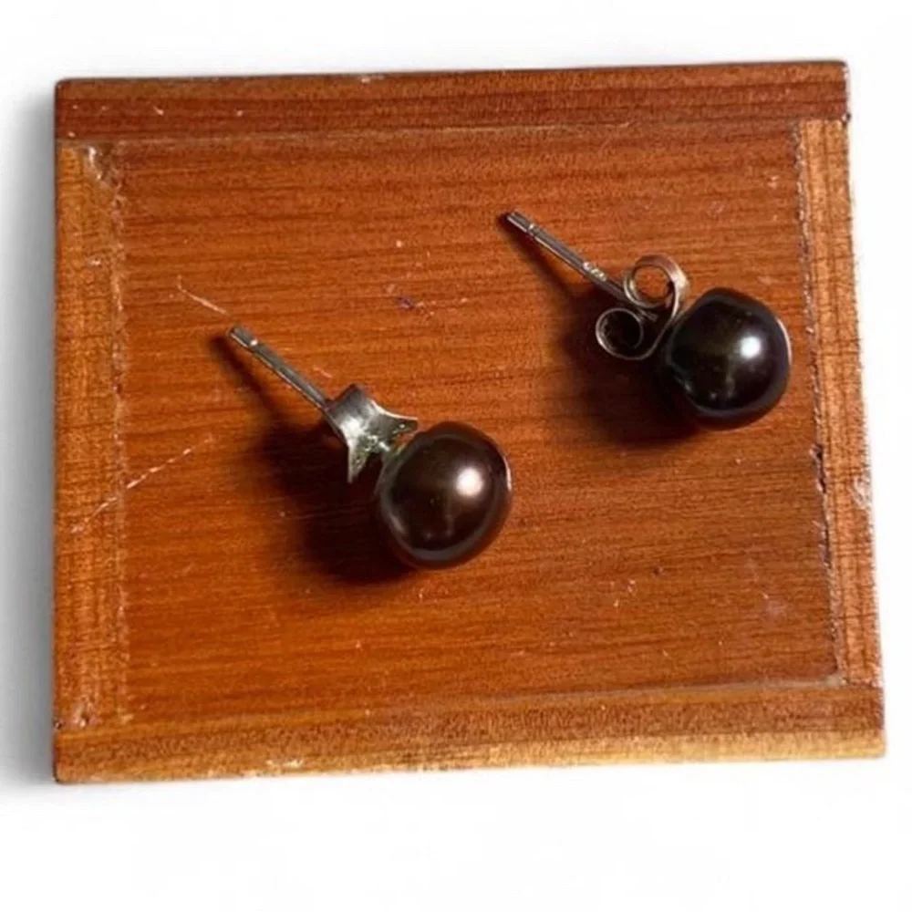 Black Pearl Sterling Silver Stud Earrings